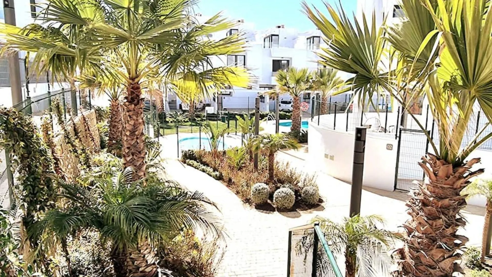 Modern Terrassed House Close Beach 말라가